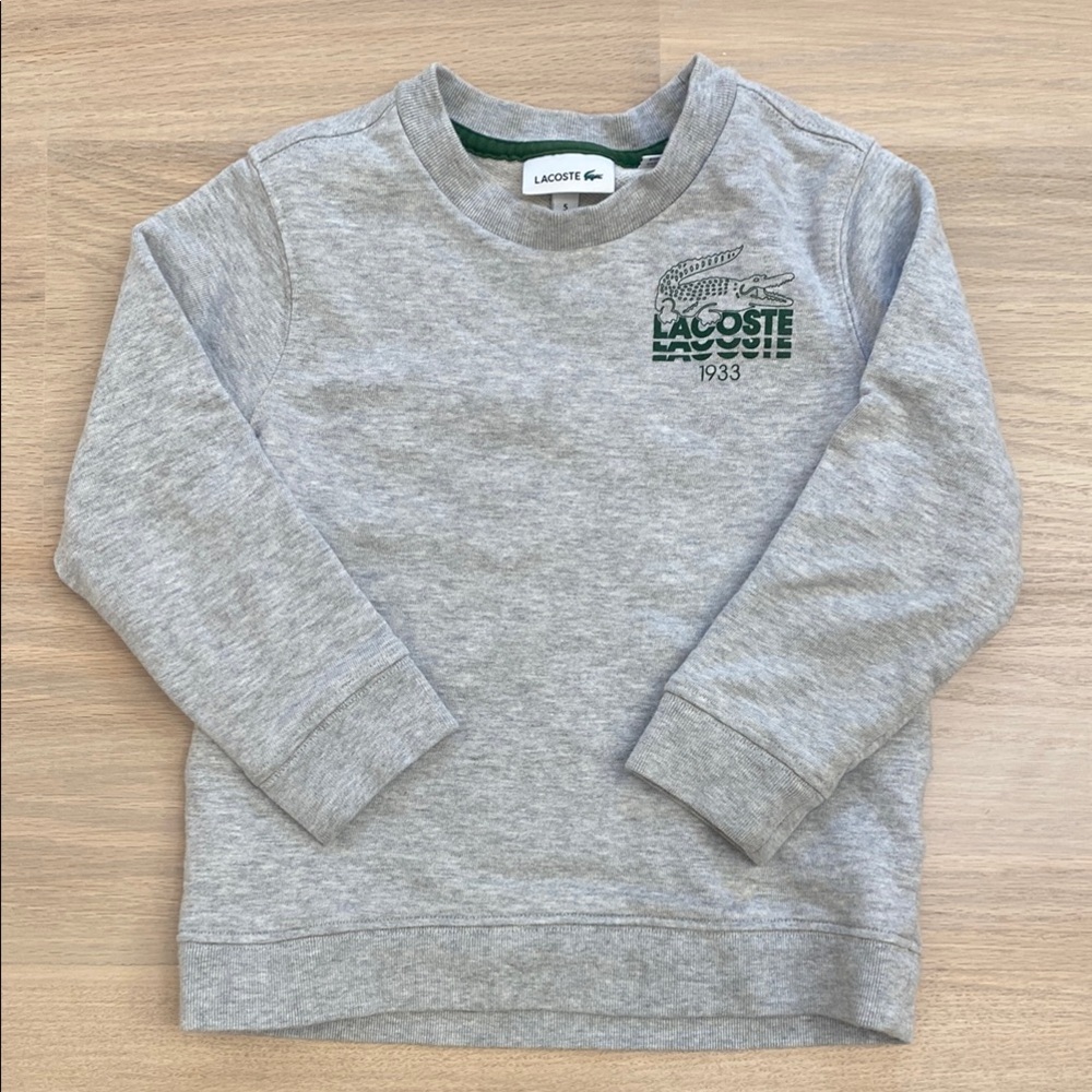 Lacoste sweatshirt